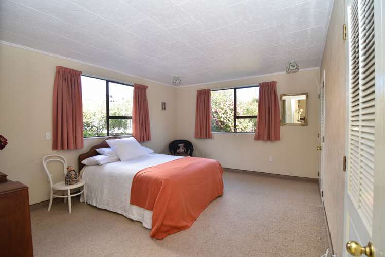 1/1 De Lacy Lane Carterton_8