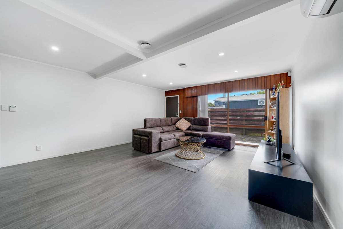 2/224 Russell Road_1