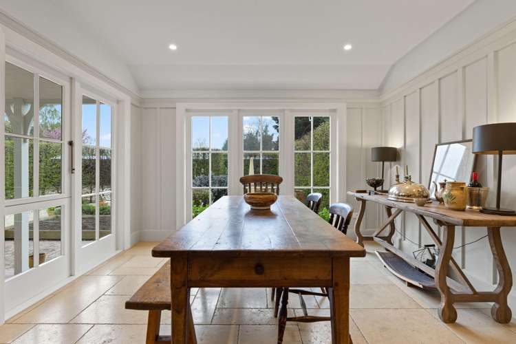 212 Beach Road Elgin_23