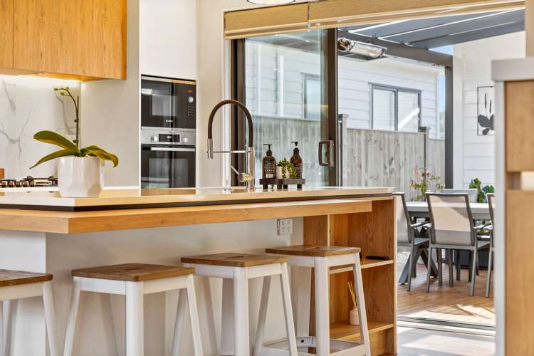 5 Waimaru Lane Orewa_16