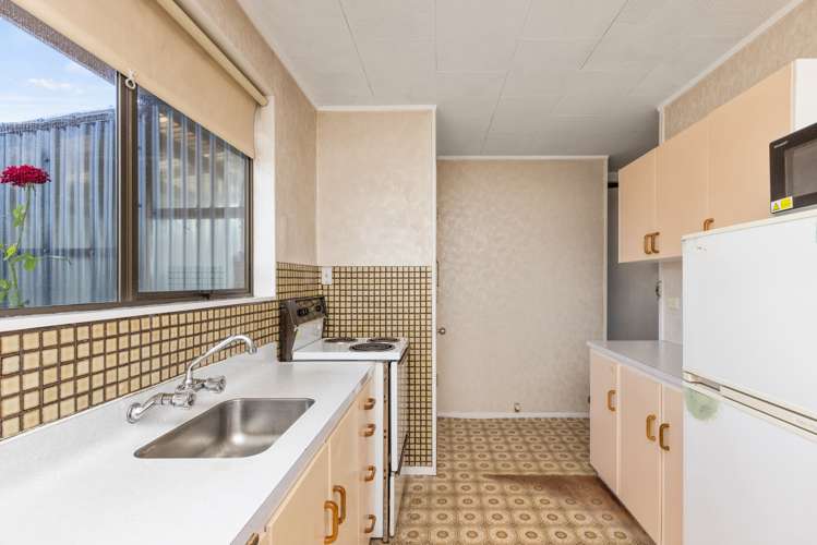 102 Tait Drive Greenmeadows_2