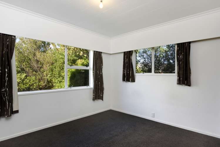 16 Kipling Crescent Stoke_13