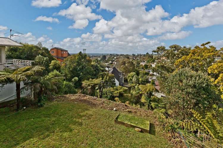 669 East Coast Road Browns Bay_30