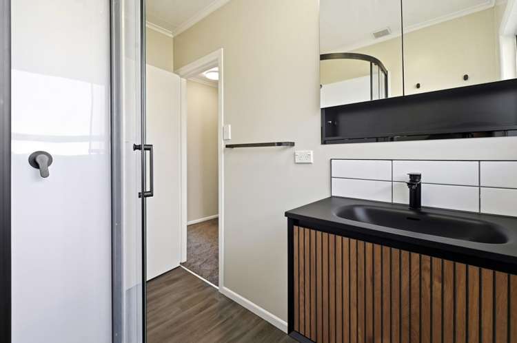 1 Kevin Street Glenholme_10