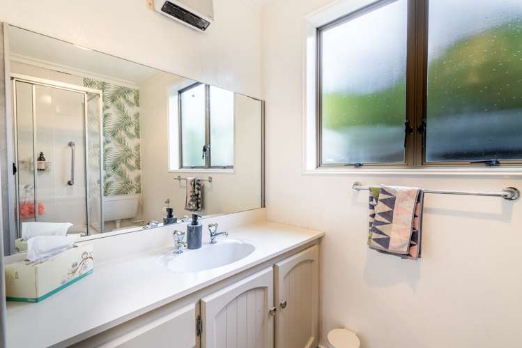 71 Kildare Rise Waikiwi_14