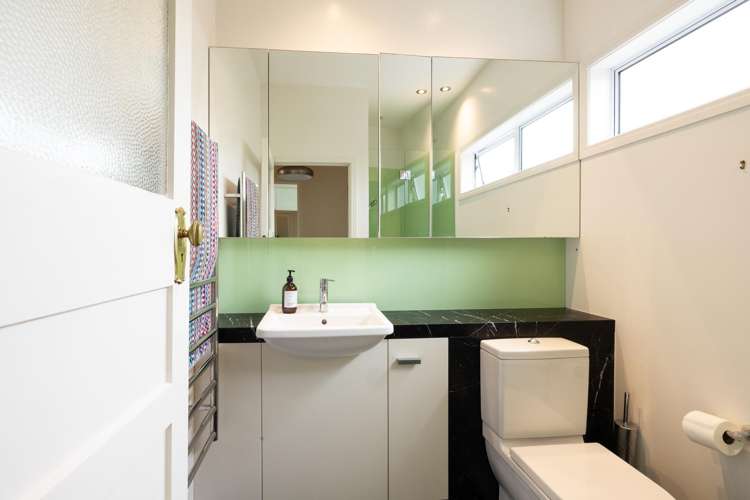 533 Devon Street West Blagdon_16