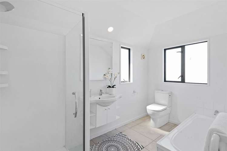 70A Wharenui Road Upper Riccarton_11