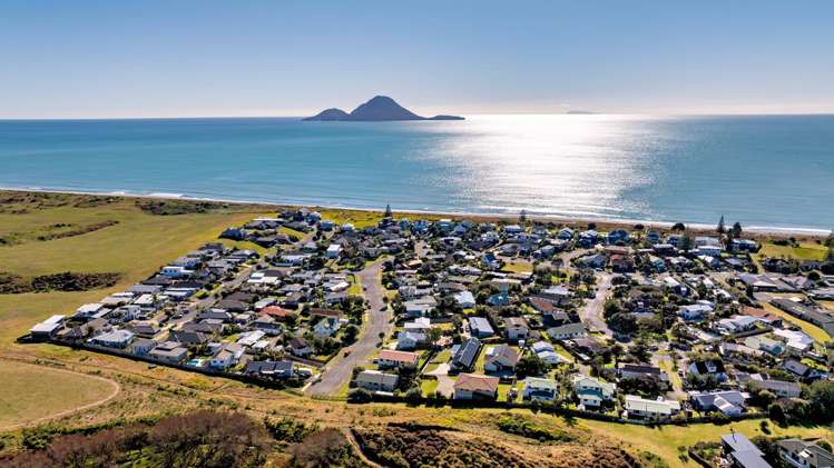 6 The Glebe Coastlands_36