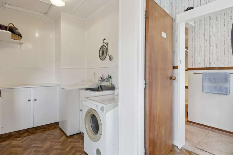 13 Waldron Crescent Green Island_13