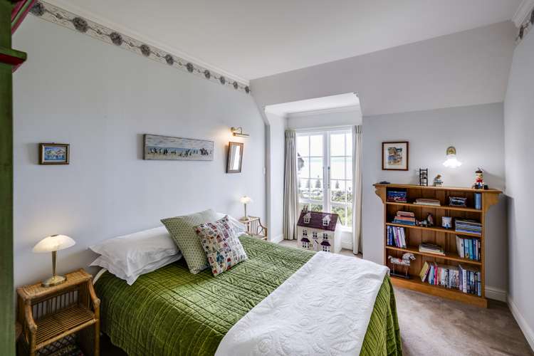 14 Roslyn Road Bluff Hill_15