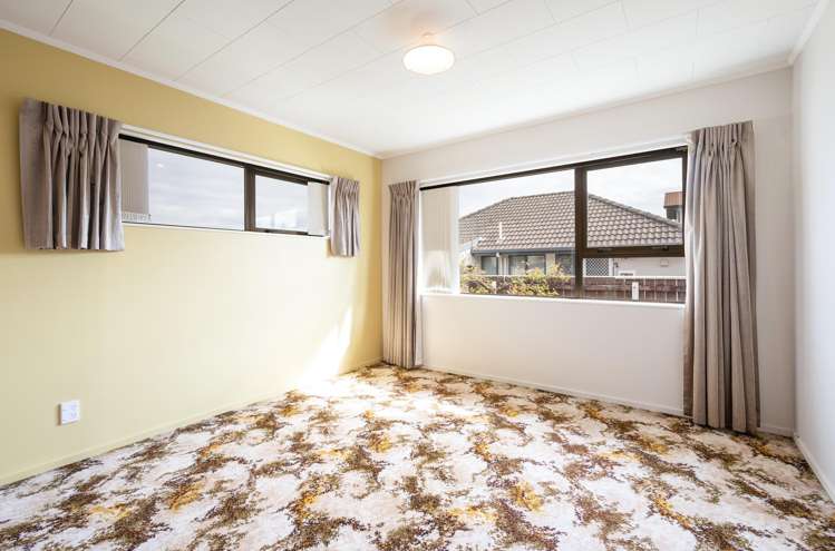 2/18 Ranui Road Stoke_15