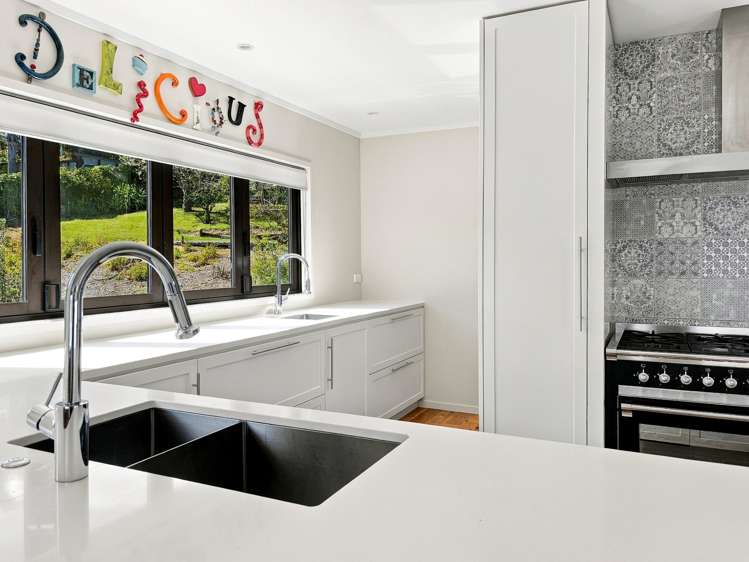 32A Duncansby Road Stanmore Bay_5