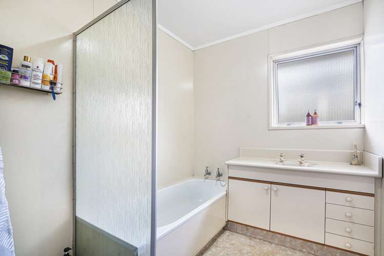 25 Sunnyhills Avenue Glenview_11