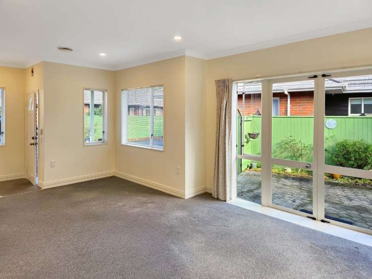 4/26 Myrtle Street Lower Hutt_6