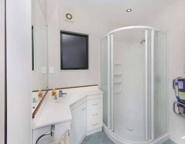 662B Beach Road Browns Bay_4