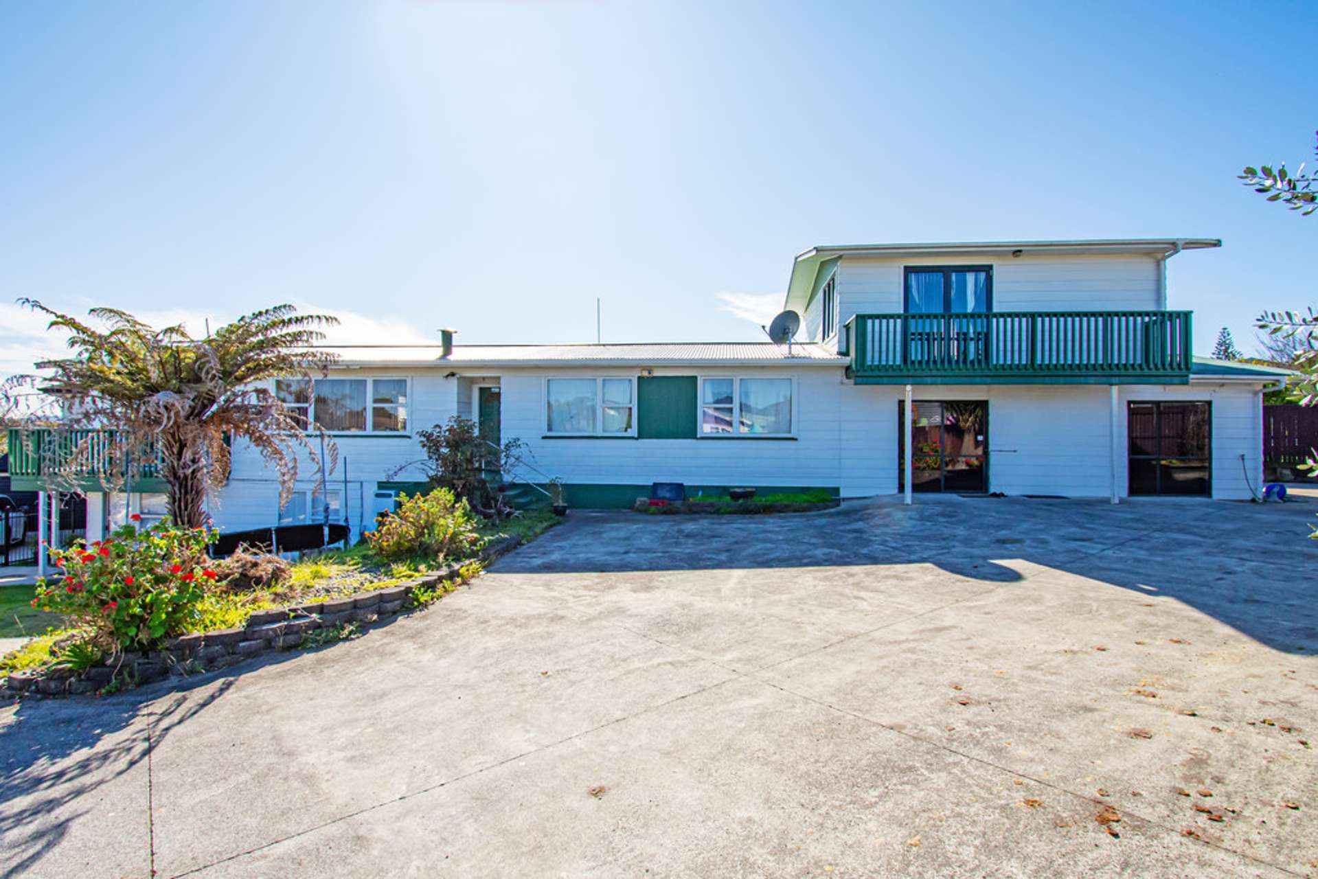 581 Massey Road Mangere_0
