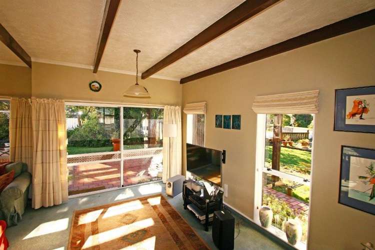 19 Feary Crescent Takaka_7