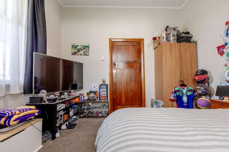 35 Fox Street Cobden_15