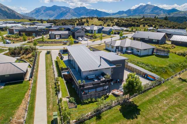 Family living, lifestyle and loads of parking