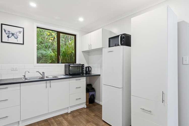 19 and 19a Ettrick Street Glenross_40
