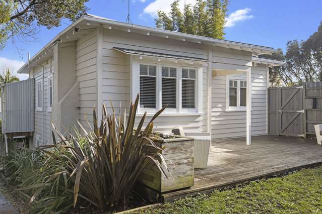 5 Hutchinson Avenue New Lynn_2