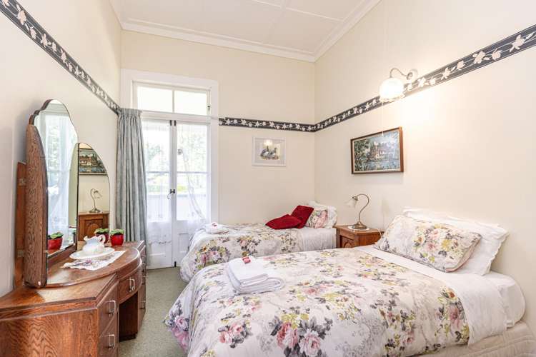 2 Plymouth Street Whanganui Central_5