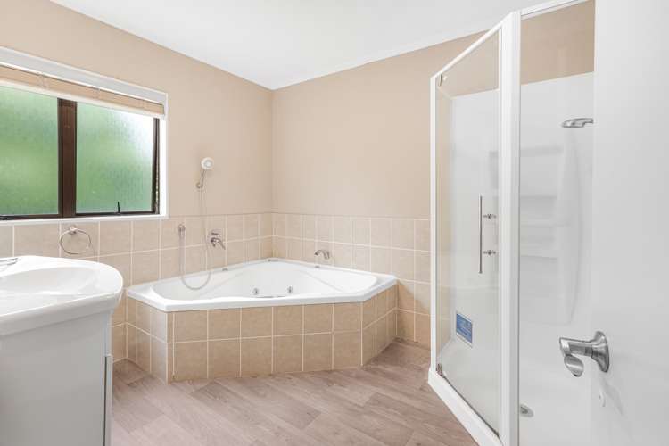 45 Ashurst Avenue Pukete_21