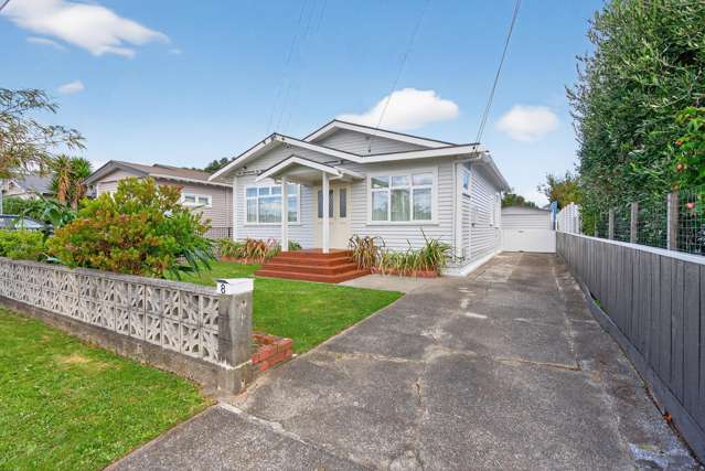 8 Ava Street Petone_1