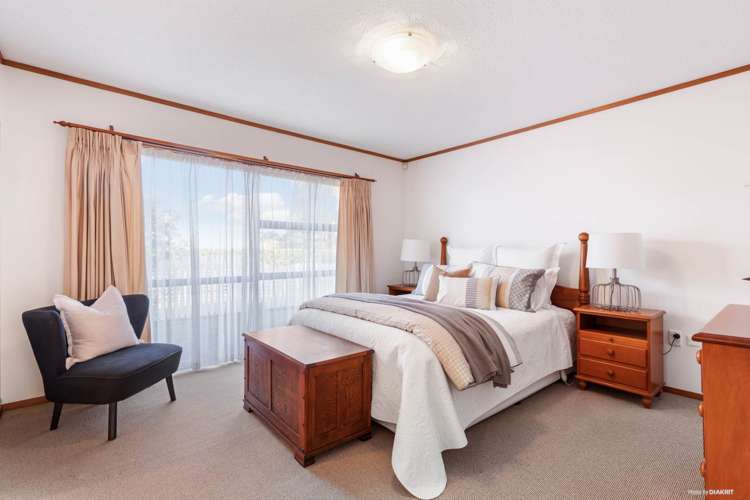 31 Kennedy Avenue Forrest Hill_11