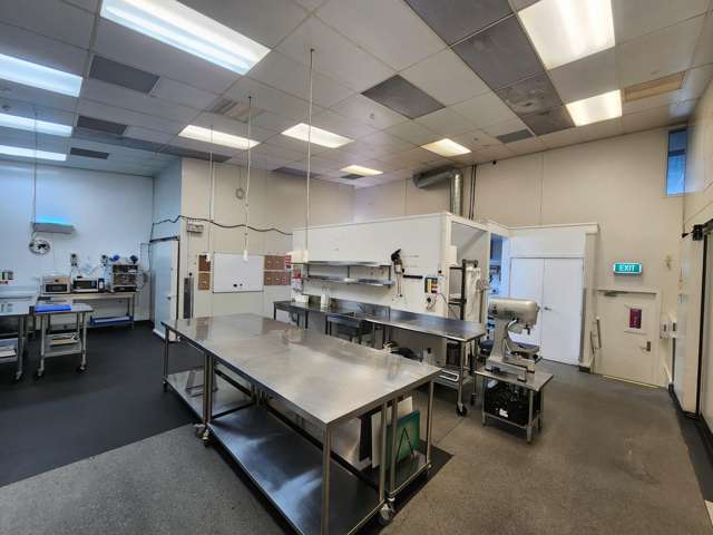 C/27B Cain Road Penrose_3