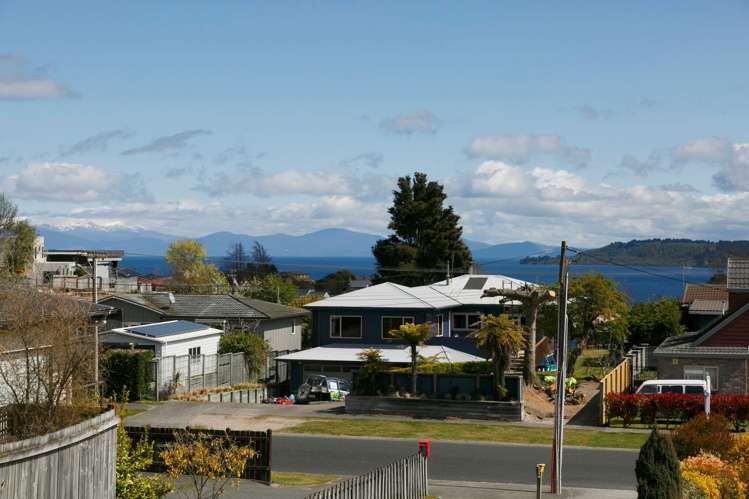 2/16 Puriri Street Hilltop_3