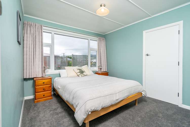 54 Elwyn Crescent Green Island_17