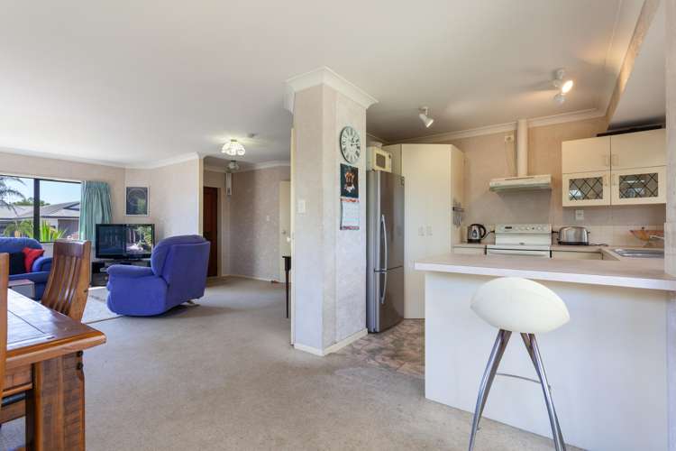 16 Checketts Place Papamoa_8