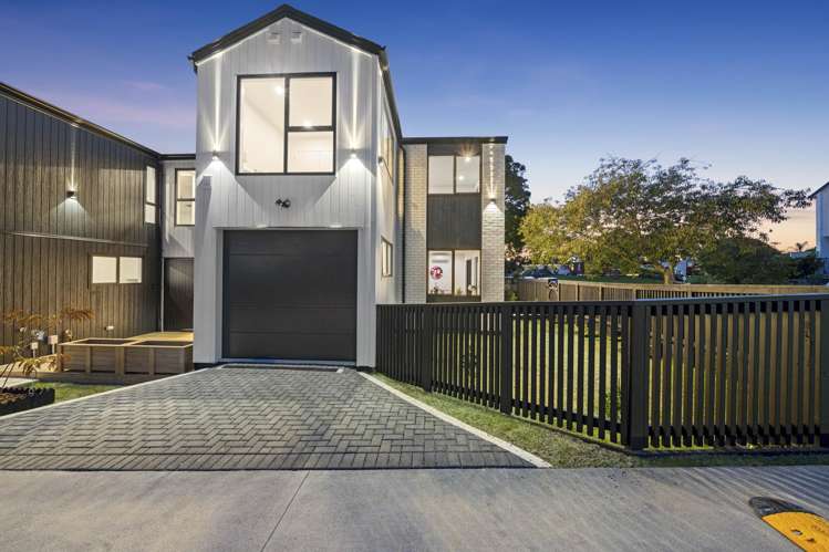 2/23 Wanaka Place Pakuranga Heights_21