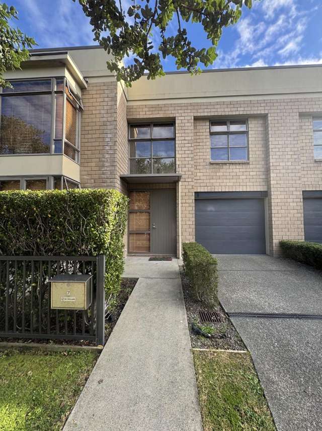 Family Home in Stonefield