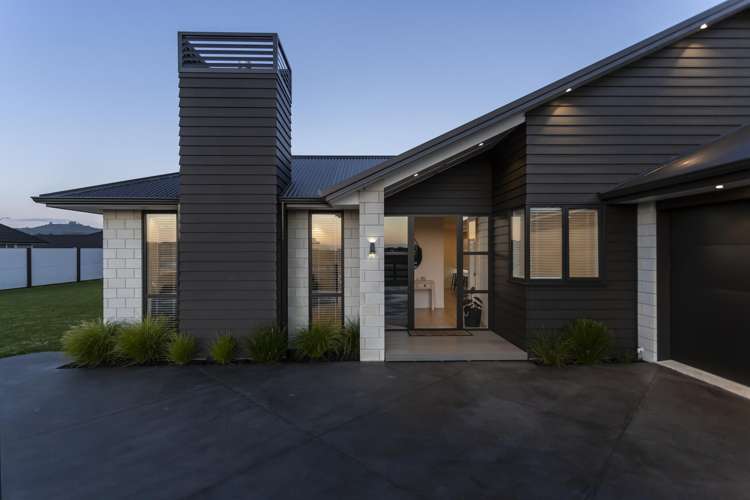 13 Baxter Michael Crescent Cambridge_0