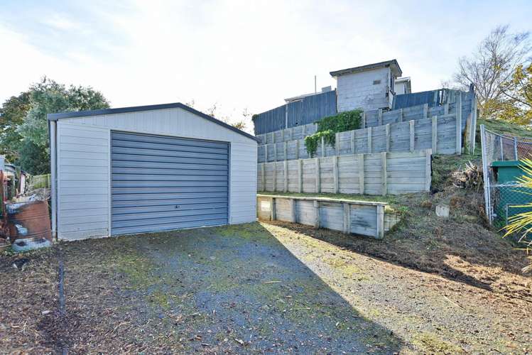 47 Batten Grove The Pines Beach_28