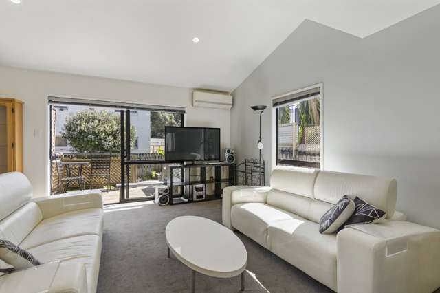 1/22a Willcott Street Mount Albert_1