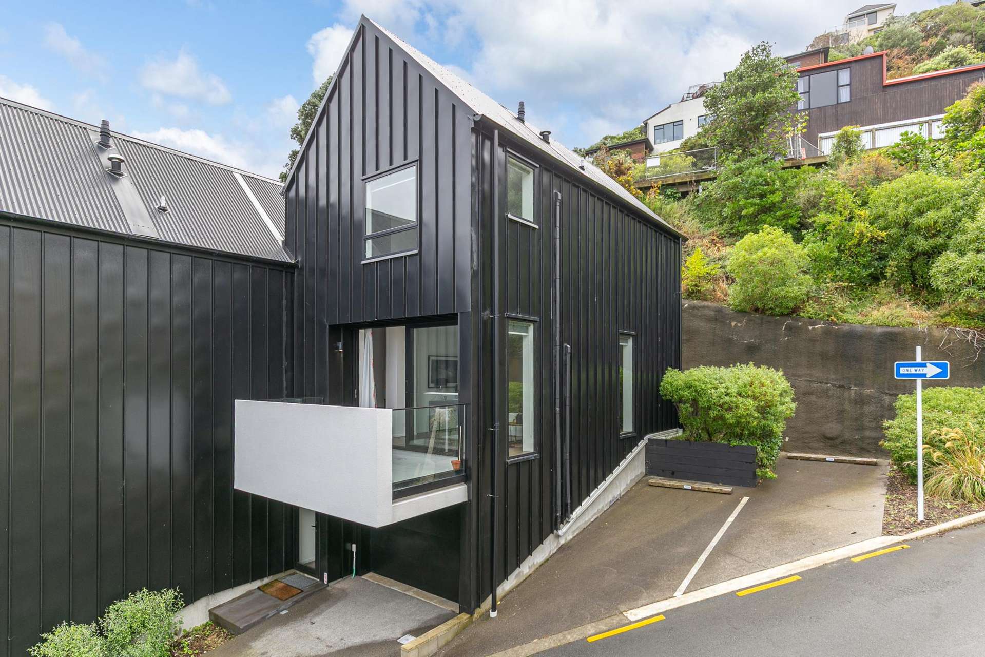 9 Erica Pabst Way Island Bay_0