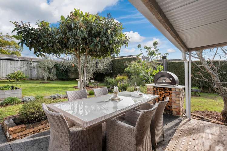 4 Fontenoy Street Mount Albert_21