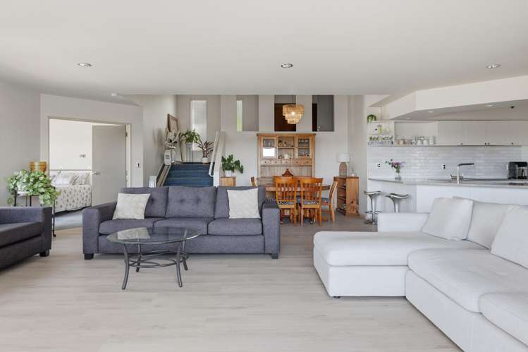 8 Lorrigan Way Welcome Bay_14