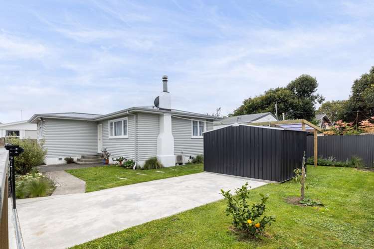 1215 Norfolk Crescent Mayfair_10