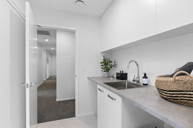 60 Halpin Drive Lincoln_22