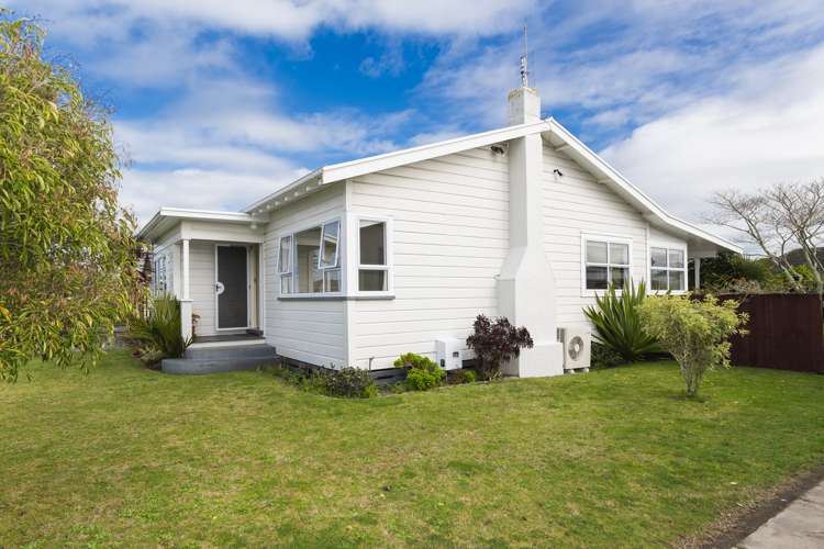 25 Desmond Road Te Hapara_23