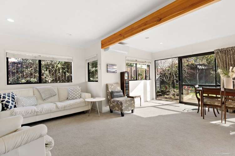 2/7 Akehurst Avenue New Lynn_4