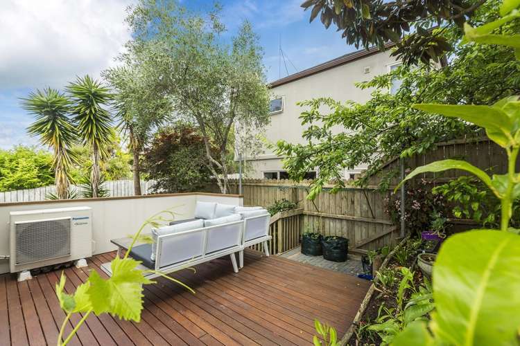 24a Grand Drive Remuera_1