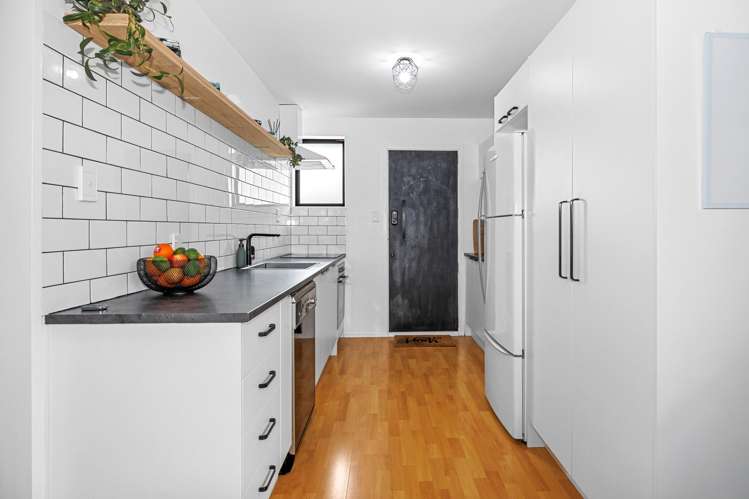 3/100 Poulson Street Addington_5