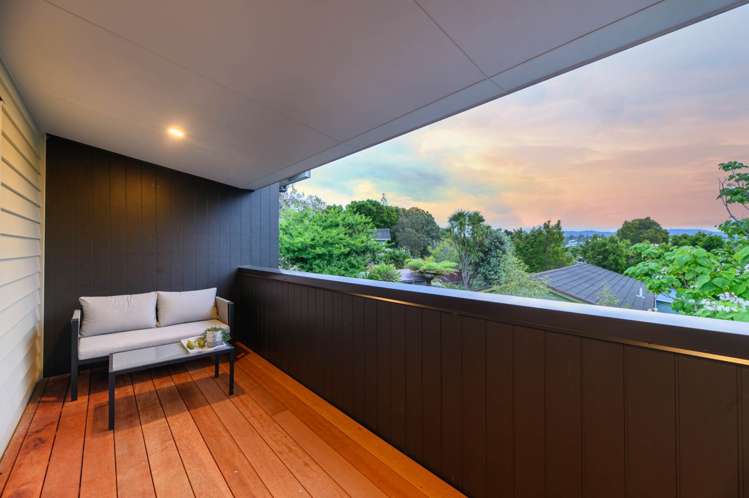 18 & 20 Arataki Views Way Glen Eden_11