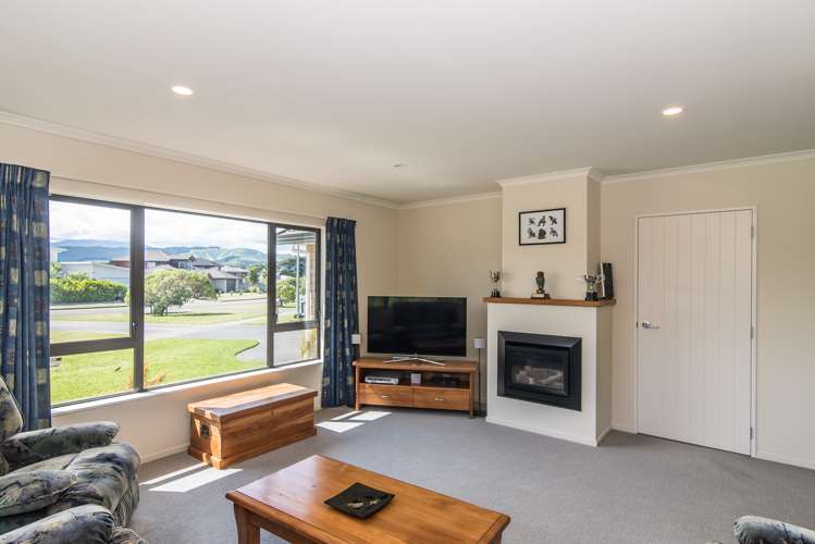 15 Matuku Place Paraparaumu Beach_7