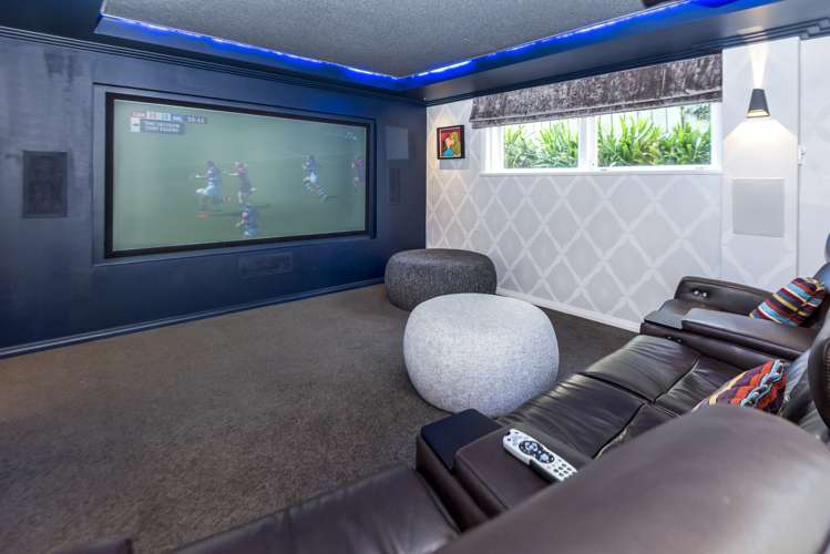 2 Pleasant Place Mellons Bay_7